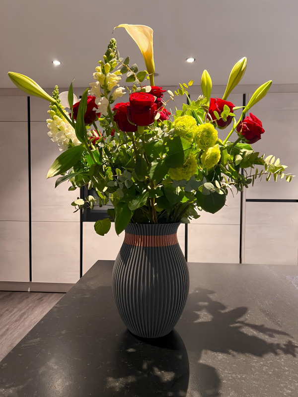 Sweet Vase mit Blumen