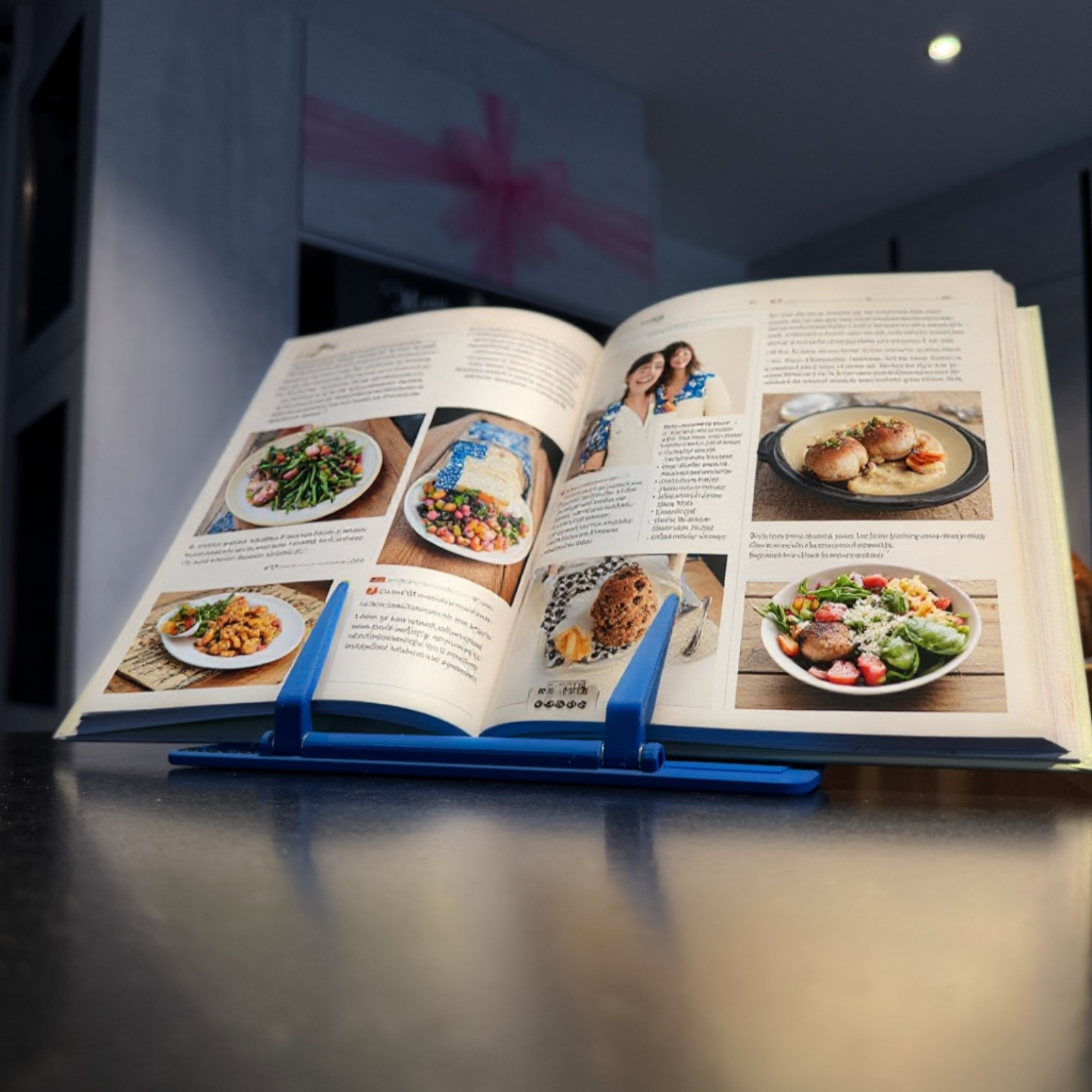 Buchständer mit Tablet